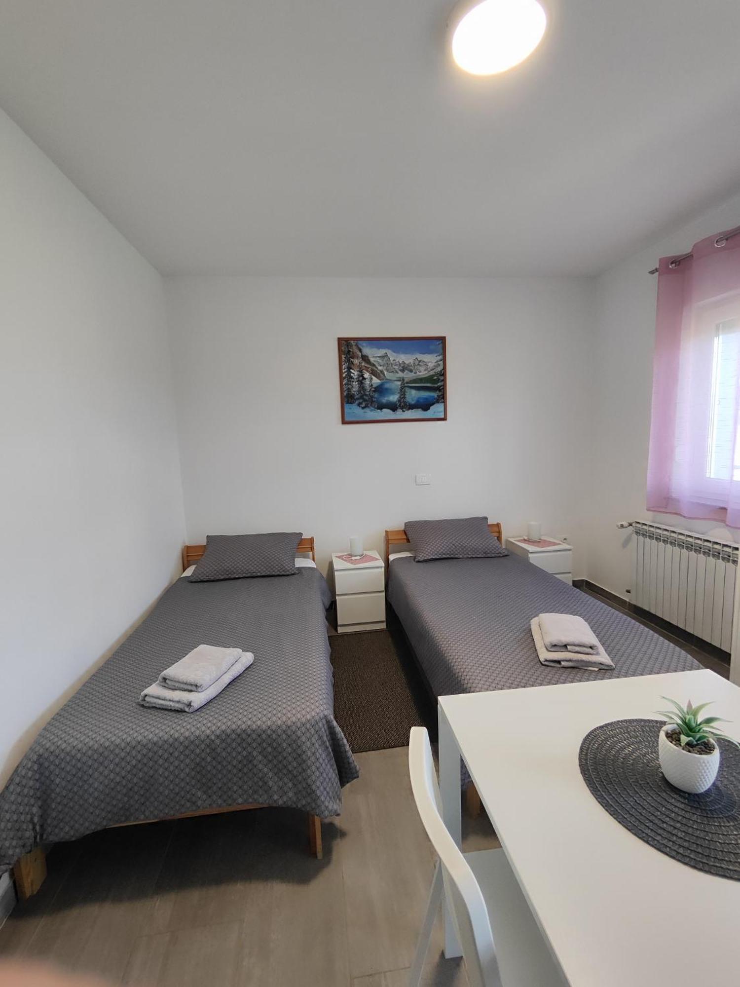 Apartman Marija Perusic Buitenkant foto