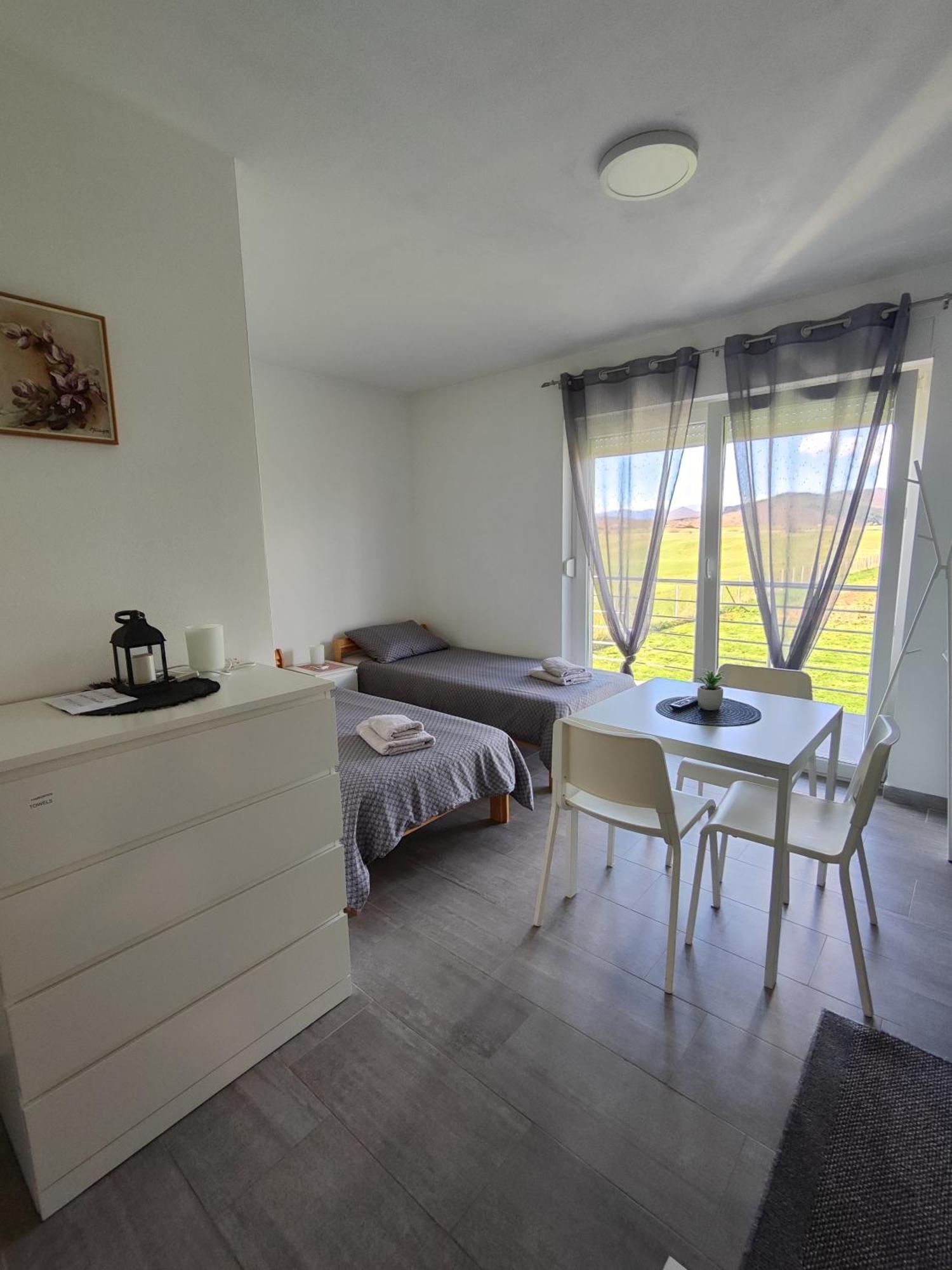 Apartman Marija Perusic Buitenkant foto